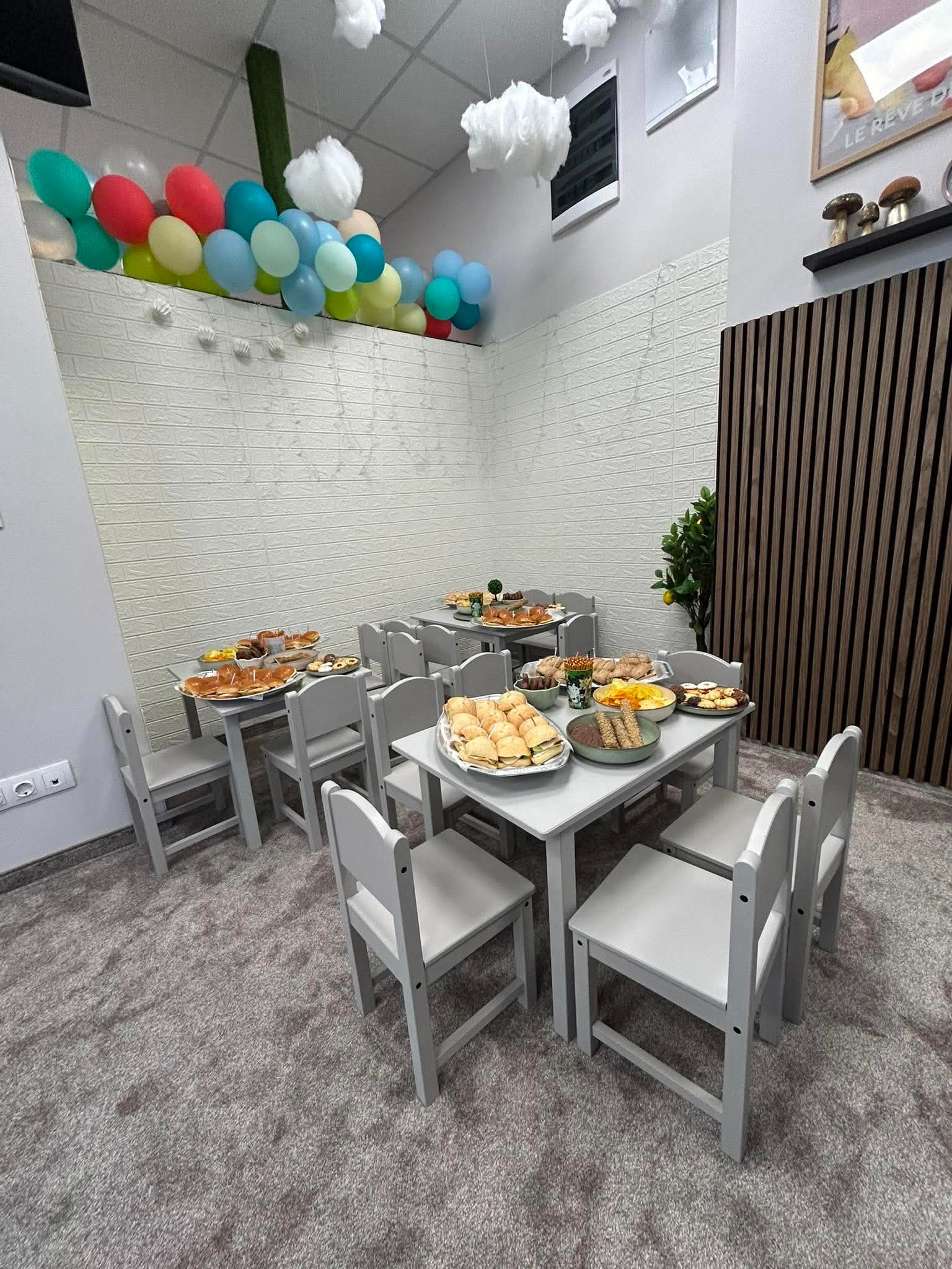 Парти маси